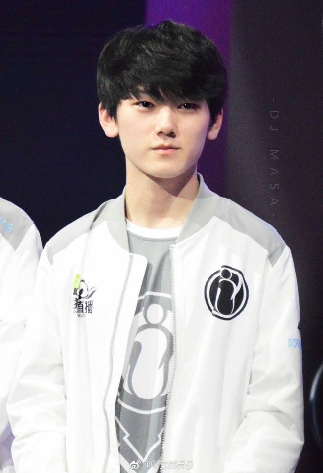 LPL夏季赛分组抽签：BLG和RNG进入B组 TES与LNG在C组交手